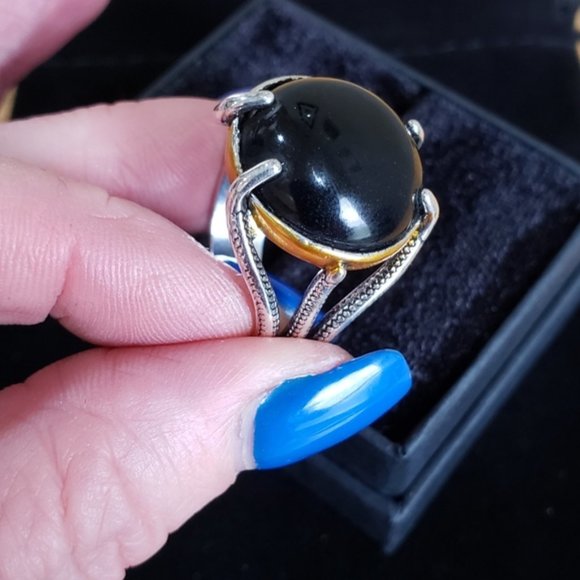 Men's Vintage Black Agate Eagle Claw Ring - Picture 3 of 11